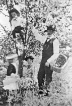 Crawford family outdoors